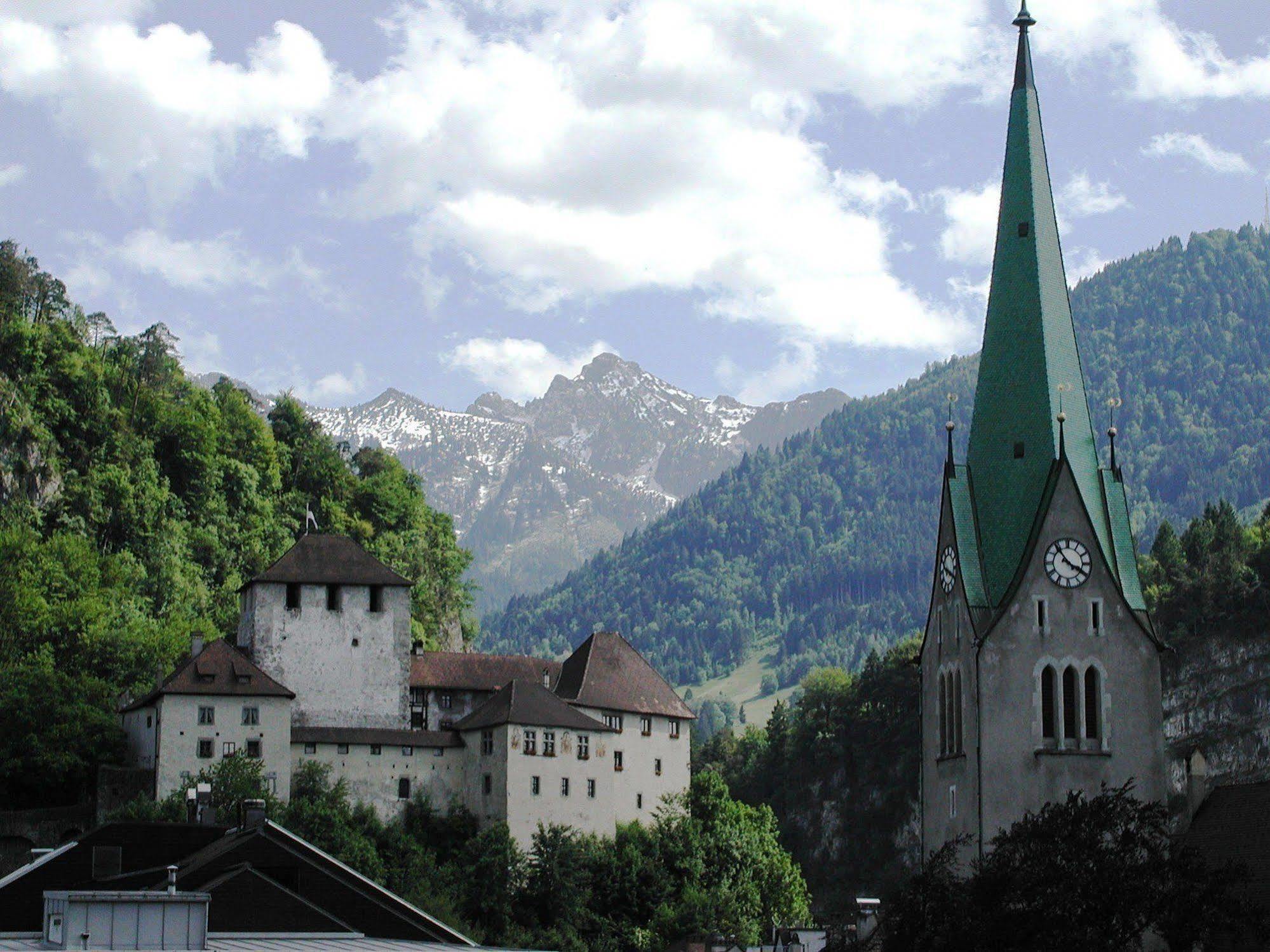 Hotel Baeren Feldkirch Buitenkant foto